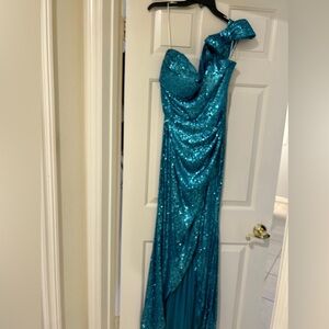 Nicole Bakti sequin dress size 12
